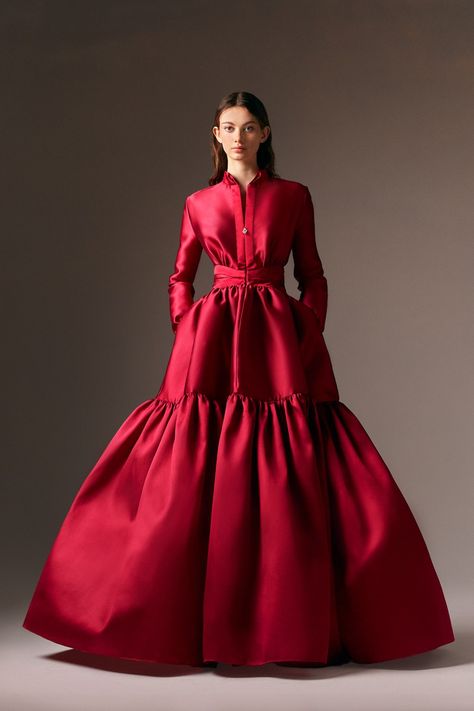 Strapless Sheath Dress, Combination Dresses, Alexis Mabille, Ready To Wear Fashion, Fall Winter 2024, Stunning Gowns, Fashion Week Runway, Fashion Show Collection, Winter 2024