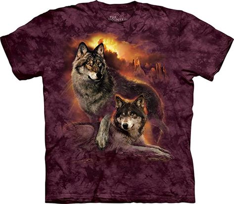 Amazon.com: The Mountain Men's Wolf Sunset T-Shirt, Maroon, X-Large: Clothing Wolf Heart, Three Wolf Moon, Wolf Kids, Anne Stokes, Wolf T Shirt, Wolf Dog, Mountain Man, Animal Tshirt, Spring Shirts