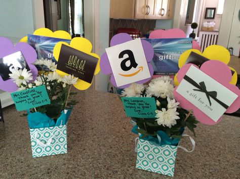 Kindergarten End of the Year teacher gifts (from the class) Counselor Gifts Appreciation, Admin Day Gift Ideas, Teacher Aide Gifts, Paraprofessional Gifts, Card Bouquet, Admin Day, Gift Card Bouquet, Best Retirement Gifts, Teacher Gift Ideas