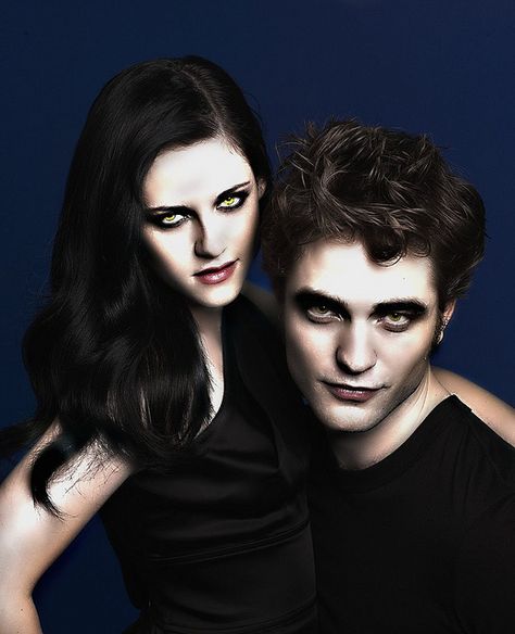 Edward And Bella, Kristen And Robert, Robert Pattinson Twilight, Bella Cullen, Robert Pattinson And Kristen, Twilight Photos, Twilight New Moon, Twilight Pictures, Dreamy Photography