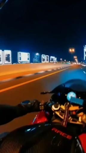 Charlie Simpson, Girl Riding Motorcycle, Gtr Car, Night Biking, Motorcycle Aesthetic, Pretty Bike, Biker Love, Bike Pic, Bike Lovers