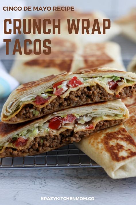 Bring fast food home by making a homemade Crunchy Taco Wrap. An easy to eat crispy taco wrapped in a soft shell and browned in a stove-top skillet. Soft Taco Shells, Seasoned Sour Cream, Taco Wraps, Crunch Wrap, Crispy Tacos, Soft Tacos, Pot Luck, Food Home, Lunch Time