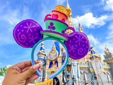 PHOTOS: A NEW Mickey Mouse: The Main Attraction Collection is Now in Disney World! Alice In Wonderland Tea Cups, Mad Hatter Disney, Micky Ears, Disney World Attractions, Alice In Wonderland Disney, Disney Mickey Ears, New Mickey Mouse, Disney Mouse, Mad Tea Party