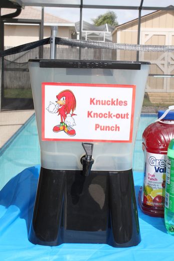 Punch Sonic Birthday Snack Ideas, Knuckles Birthday Party Ideas, Sonic 4th Birthday, Knuckles Birthday Party, Sonic 5th Birthday, Sonic Food, Sonic Birthday Party Ideas, Sonic Birthday Party, Carnival Birthday Party Ideas