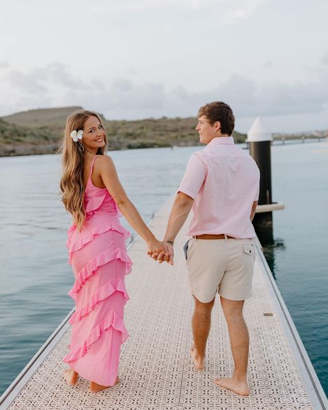 Taylor And Soph, Sophia Watts, Delta Dawn, Honeymoon Pictures, Christian Couples, Prom Dress Inspiration, Happy Things, Couple Photoshoot, Lovey Dovey