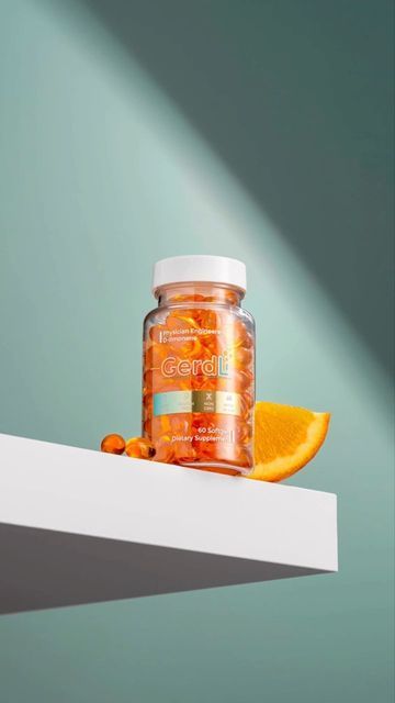 Vitamin Photography Ideas, Supplement Product Shoot, Hero Product Photography, Sports Supplements Photography, Vitamins Product Photography, Medicine Product Photography, Gummy Product Photography, Vitamin Product Photography, Supplement Product Photography