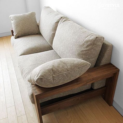 Solid Wood Sofa Design Living Rooms, Wood Frame Couch, Wood Frame Sofa, Wooden Couch, Sofa Design Wood, Wooden Sofa Set Designs, Wooden Sofa Designs, Modern Sofa Living Room, Sofa Bed Design