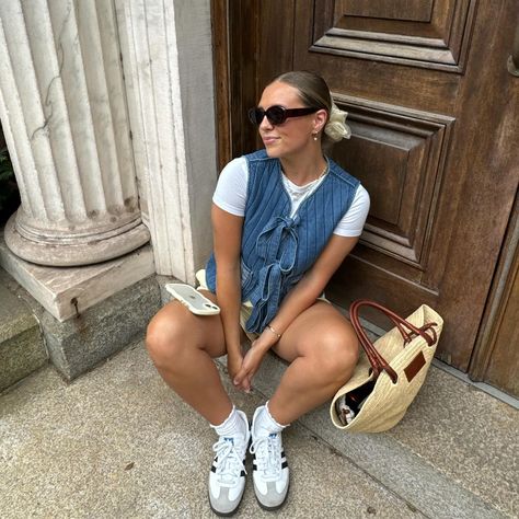 My favorite summer color combo 👖⭐️ @nastygal Slick hairstyle, denim vest, summer outfit, boxer shorts trend, sambas outfit Denim Shorts Outfit Summer, Denim Vest Outfit, Fashion School Outfits, Samba Outfit, Denim Shorts Outfit, Summer Shorts Outfits, Slick Hairstyles, Vest Outfits, Denim Vest