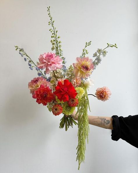 Amaranth Bouquet, Amaranthus Flower Arrangement, Amaranthus Bouquet, Amaranthus Floral Arrangement, Bouquet With Amaranthus, Amaranthus Arrangement Wedding, Green Hanging Amaranthus Bouquet, Amaranth Flower, Dahlia Wedding Bouquets