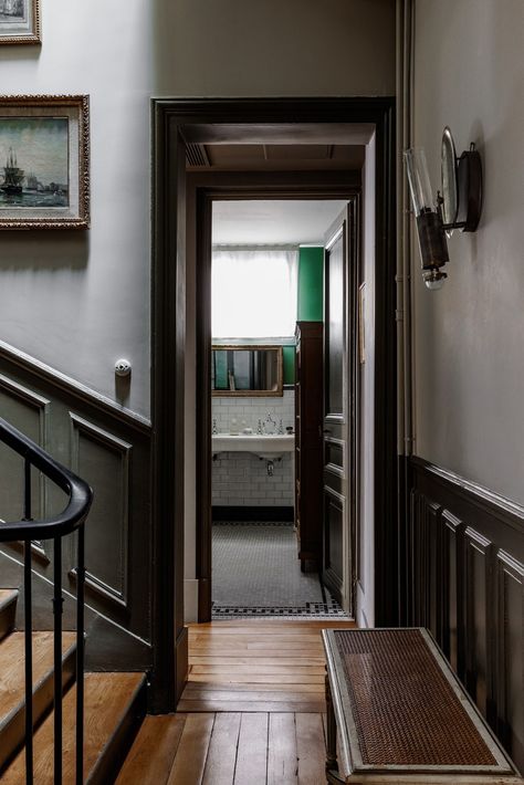 French Entryway, Paris House, Small Table And Chairs, Garden Uk, Hallway Colours, Parisian Decor, French Apartment, Checkerboard Floor, Ceramic Pendant Light