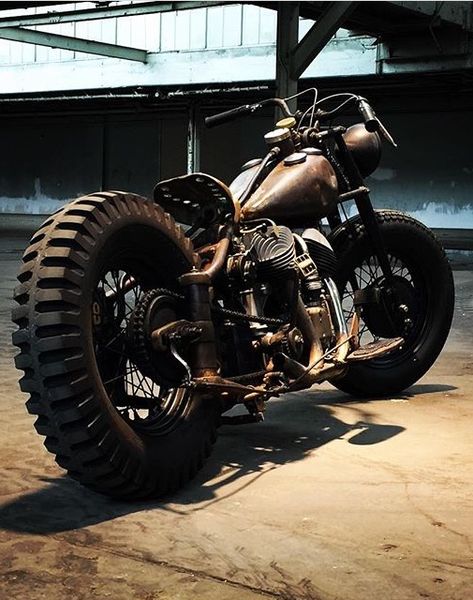 Cb 450, Bobber Motorcycles, Rat Bikes, Cafe Racer Design, Vintage Harley Davidson Motorcycles, Image Moto, Harley Davidson Art, Bobber Bikes, Futuristic Motorcycle