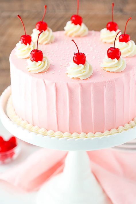 Cherry Almond Layer Cake - a light almond cake, cherry frosting and bits of cherry between the cake layers! So good! Almond Layer Cake, Cherry Frosting, Cherry Cake Recipe, Almond Cake Recipe, Nice Recipes, Smooth Cake, Gourmet Cupcakes, Cherry Almond, Cherry Cake