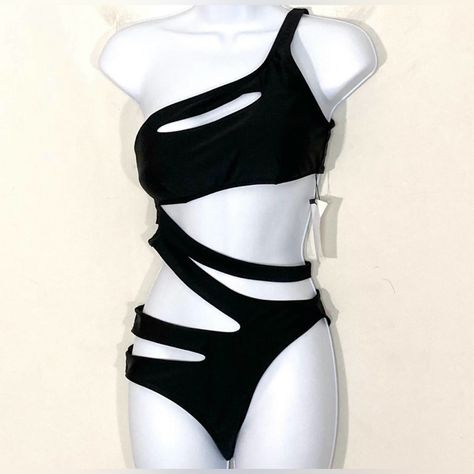 Women's Strappy One Shoulder Monokini. Cutout Keyhole Swimsuit. Removable Padding Cups. Size Medium. Black Nwt Alt Outfits, Clothing Design Sketches, Fashion Design Drawings, Black Swimsuit, Character Outfits, Monokini, Dream Clothes, Art Clothes, Anime Outfits