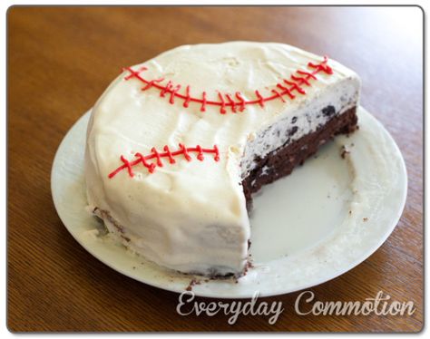 homemade ice cream cake - baseball decorated Baseball Sweets, Baseball Birthday Cake, Decorating Icing Recipe, Baseball Birthday Cakes, Homemade Ice Cream Cake, Baseball Ideas, Baseball Cake, Cake Decorating Icing, Pinterest Cake