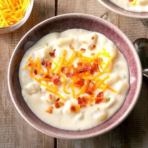 Baked Potato Soup Recipe, Bob Evans, Creamy Potato Soup, Bacon Stuffed Mushrooms, Cheeseburger Soup, Creamed Potatoes, Baked Potato Soup, Winter Comfort Food, Panera Bread