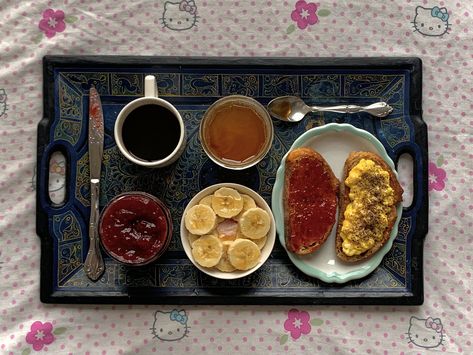 Tea Tray Aesthetic, Autumn Breakfast Aesthetic, Fancy Breakfast Aesthetic, Cooking Together, Cafe Food, Pretty Food, I Love Food, Yummy Breakfast, Cute Food