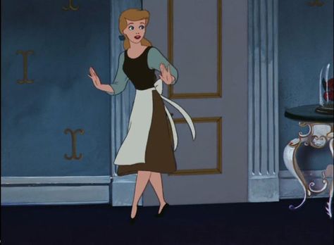 When you try to be super quiet so no one will notice you and start a conversation. #Cinderella #Lucifee #tiptoe Disney Nutcracker, Cinderella Outfit, Cinderella 1950, Disney Princess Outfits, Cinderella Disney, Princess Photo, Maid Outfit, Princess Outfits, Maid Dress