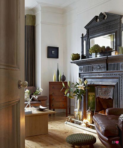 Heart Home Magazine / Jon Day / Emily Henson {eclectic vintage traditional mid century baroque modern living room} | Flickr - Photo Sharing!... Edwardian Fireplace, Design Camino, Victorian Living Room, Black Fireplace, Victorian Fireplace, Edwardian House, Chic Living, Design Del Prodotto, Fireplace Design