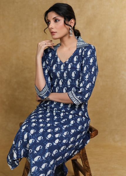 Latest Cotton Kurti Designs Casual, Indigo Kurti Designs, Indigo Kurta, Collar Kurti Design, Latest Designer Kurtis, Collar Kurti, Designer Kurtis Online, Salwar Neck Designs, Dress Models