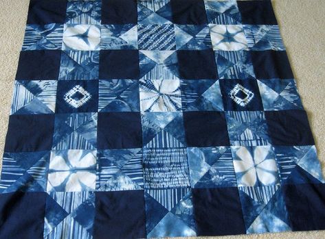 Shibori Fast Patch, WIP | acornbud | Flickr Blue Quilt Patterns, Japanese Quilt Patterns, Half Square Triangle Quilts Pattern, Asian Quilts, Indigo Quilt, Shibori Fabric, Two Color Quilts, Tie Dye Crafts, Japanese Quilts