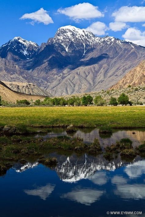 Tajikistan Culture, Pamir Highway, Pamir Mountains, Bhutan, Central Asia, Asia Travel, Nature Travel, Tibet, Nature Pictures