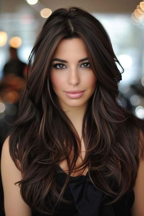 Best Hair Colors For Olive Skin, Butter Blonde, Rambut Brunette, Brunette Hair With Highlights, Hairstyles For Layered Hair, Caramel Highlights, Brown Hair Balayage, Winter Hair Color, Hair Color Highlights