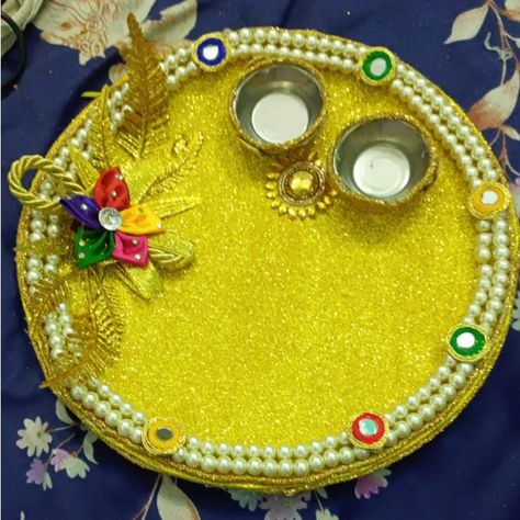 Pooja thali!! #anubha #hitakshi #creation #decoration #DIY #artwork #art #craft #handmade #handmadeisbetter #thali #mandir Pooja Thali, Diy Artwork, Gifts Wrapping, Craft Handmade, Wrapping Ideas, Decoration Diy, Art Craft, Gift Wrapping, Gifts