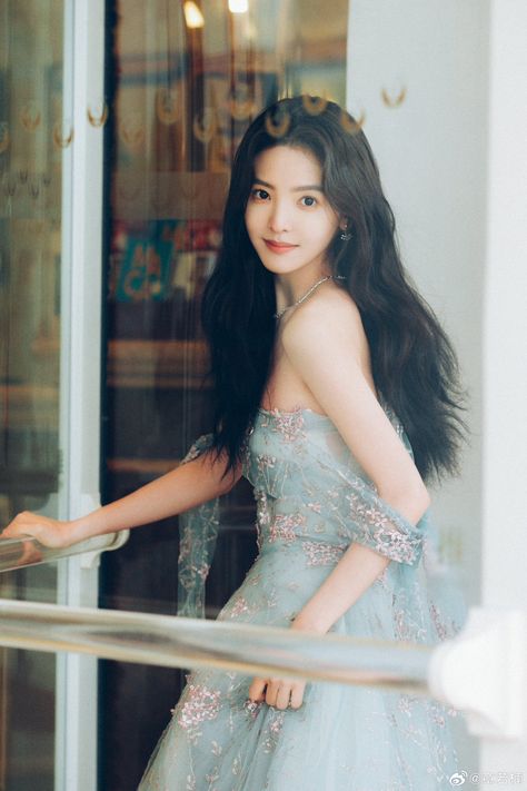 Zhang Ruonan, Chinese Actress, Entertainment Industry, Girl Crush, Asian Men, Entertainment News, Asian Beauty, Latest News, My Girl