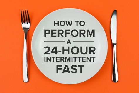 Learn how and why to perform a 24-hour true and modified intermittent fast. Intermittent fasting has never been this easy, and the benefits are amazing. Fast Benefits, Fasting Meals, Fasting Schedule, Intermittent Fasting Results, 24 Hour Fast, Intermittent Fasting Diet, Lemon Diet, Workout Time, Atkins Diet