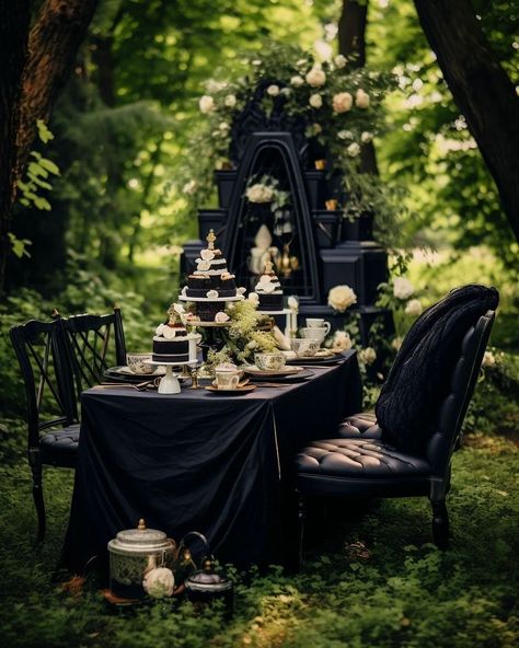 Dark Fairy Party Ideas, Dark Enchanted Forest Party, Dark Fantasy Birthday Party, Dark Fantasy Party, Dark Garden Party, Dark Tea Party, Black Tea Party, Witchy Shoot, Witchy Tea