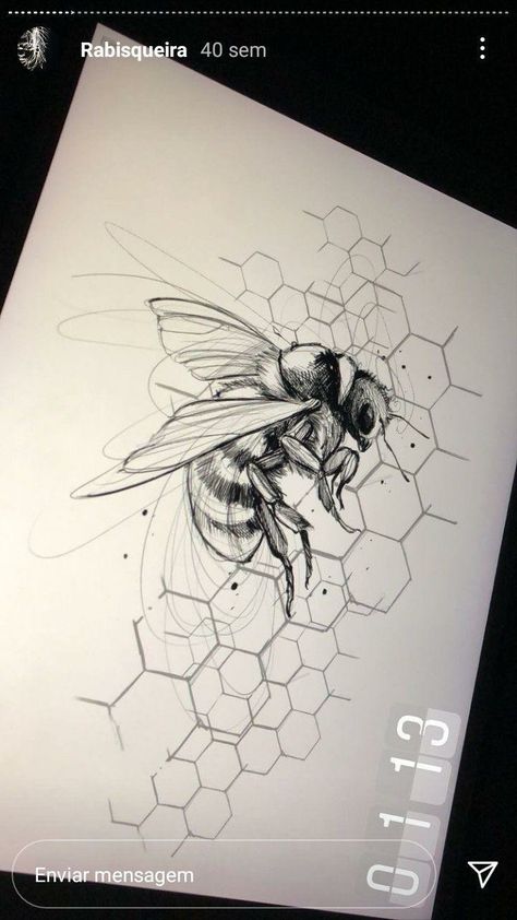 Tato Maori, Honeycomb Tattoo, Bee Artwork, Bee Drawing, Bee Tattoo, Desenho Tattoo, Insect Art, Bee Art, Art Tattoos