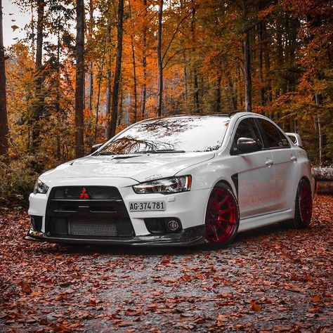 mitsubishi lancer evo x Mitsubishi Lancer Evolution X, Kereta Sport, Evo 9, Car Lifestyle, Mitsubishi Lancer Evo, Vw Mk1, Mitsubishi Cars, Lancer Evo, Evo X