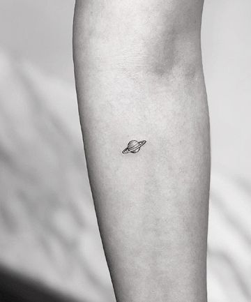 Saturn - Planet Tattoos Planet Tattoo, Saturn Tattoo, Saturn Planet, Planet Tattoos, Shape Tattoo, Inspiration Tattoos, Small Girl Tattoos, Cute Tiny Tattoos, Tiny Tattoo