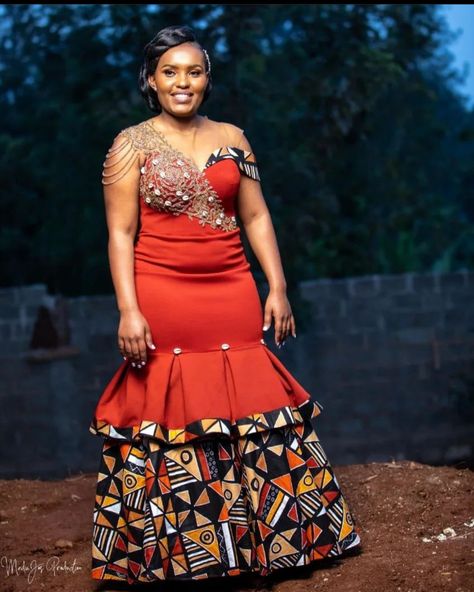 #ruracio#traditionalwedding African Attire Wedding Dresses, Kitenge Designs For Ruracio, Ankara Bridal Dress Styles, Koito Dresses, African Bridal Dresses Ankara, Ruracio Outfits For Ladies Kikuyu, African Traditional Dresses Wedding, Kikuyu Ruracio Dresses, Bride Traditional Dress