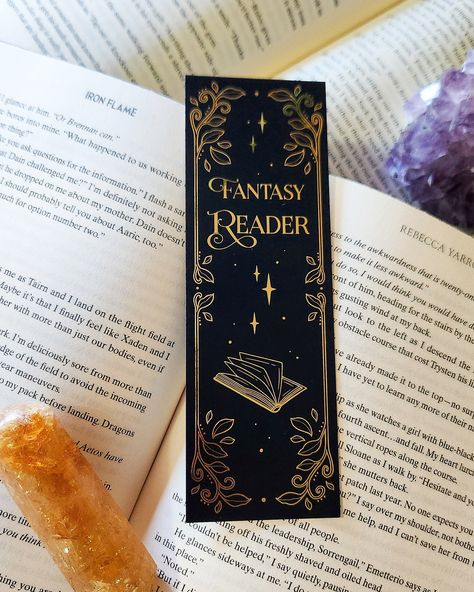 For the Fantasy Reader who gets lost in the pages and falls into worlds unknown 📖✨ tomorrow is the day you all can get your books on these! #bookish #acotar #throneofglass Cute Bookmark Ideas, Book Mark Ideas, Bookish Bookmarks, Acotar Art, Book Rebinding, Art Stall, Binding Book, Cool Bookmarks, Fantasy Bookmarks