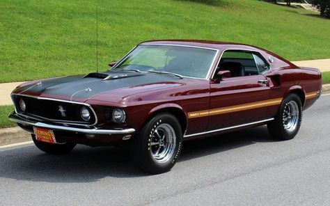 Beautiful 1969 Ford Mustang Mach 1 Q-Code. Muscle Cars Mustang, 1969 Ford Mustang, Ultimate Garage, Mustang Mach 1, Mustang Cars, Automotive Repair, Car Ford, Classic Cars Muscle, Ford Mustang