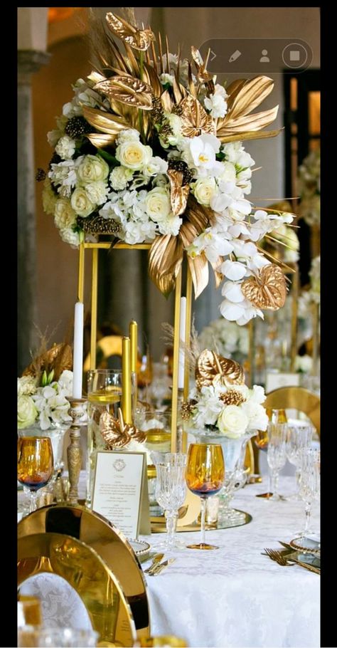 Gold White Centerpieces, Wedding Table Decorations Pink, Gold And White Wedding, White Wedding Centerpieces, White Floral Arrangements, Gold Centerpieces, White Centerpiece, Gold Wedding Decorations, Elegant Black Dress