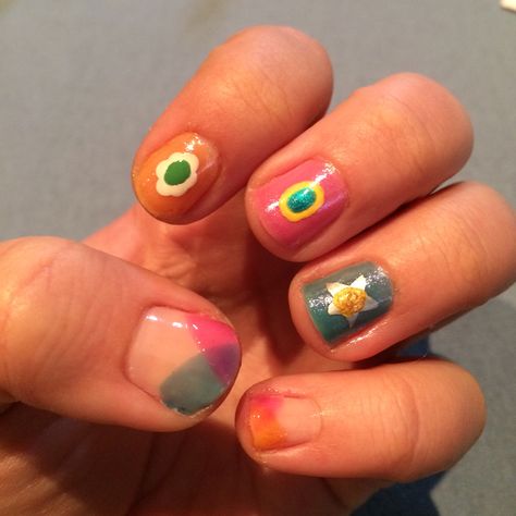 A manicure fit for a (Nintendo) Princess! #NintendoNails #Nintendo #NailArt #SheerTints #PrincessPeach #PrincessDaisy #Rosalina Princess Daisy Nails, Princess Rosalina, Nintendo Princess, Princess Daisy, Daisy Nails, Nails Inspo, Animal Crossing, Nail Inspo, Princess Peach