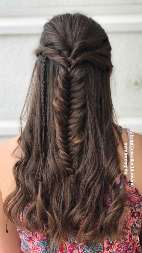 Hair Style Vedio, Cute Quick Hairstyles, Easy Hairstyles For Thick Hair, Traditional Hairstyle, Video Tiktok, Open Hairstyles, Hair Tutorials Easy, Front Hair Styles, Hair Up Styles