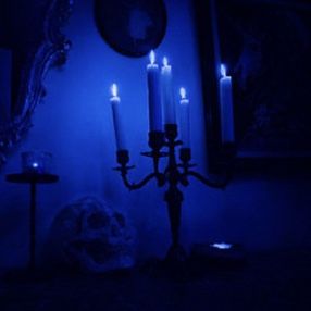 Ravenclaw Aesthetic, Blue Aesthetic Dark, Dark Blue Wallpaper, Everything Is Blue, Rin Okumura, Blue Pictures, Blue Room, Gothic Aesthetic, Blue Hour