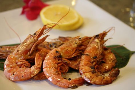 How To Cook Argentine Red Shrimp With Shell On - Recipes.net Argentine Shrimp Recipe, Argentine Red Shrimp, Shrimp In The Oven, Pork Spices, Spiced Vegetables, Shrimp Seasoning, Main Dish Salads, Taste Made, Shrimp Recipe