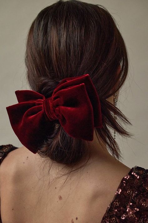 Red Bachelorette, Red Velvet Hair, Bow Hairstyles, 2023 Wardrobe, Rococo Furniture, Red Hair Bow, Glam Boho, Black Blush, Bow Barrette