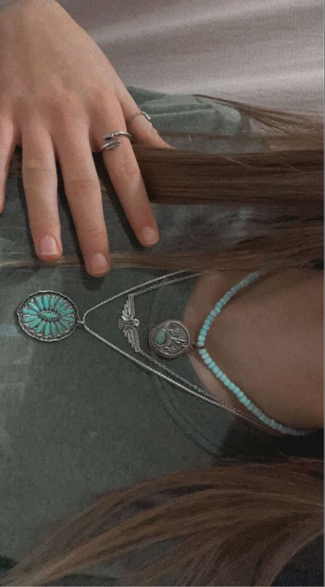 Gold And Turquoise Jewelry, Country Girl Jewelry, Turquoise Aesthetic, Western Tattoos, Western Clothes, Southern Outfits, Country Girls Outfits, Cowgirl Jewelry, Jewelry Turquoise