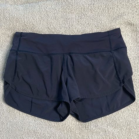 Size 4 Speed Up Low-Rise Lined Shorts 2.5”, Color- True Navy Lululemon Speed Up Shorts Outfit, Lululemon Shorts Outfit, Comfy School Outfits, Speed Up Shorts, Lulu Shorts, Lululemon Speed Up Shorts, Cute Pajama Sets, Lazy Day Outfits, Lululemon Shorts