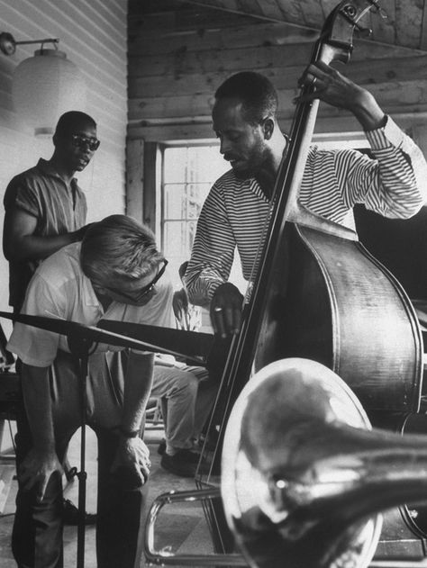 Brief History of Jazz Music, pt. 1 from NPR Louie Armstrong, Francis Wolff, Alfred Eisenstaedt, Delta Blues, Jazz Artists, Music Ed, Extraordinary People, Louis Armstrong, Wish You Were Here