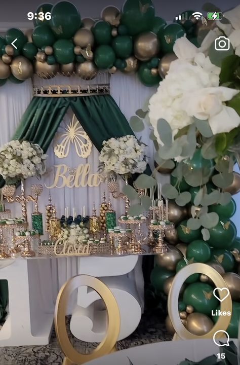 Emerald Quinceanera, Gold Quinceanera Theme, Quince Decorations Ideas, Emerald Green Quinceanera Theme, Quinceanera Decor, Enchanted Forest Quinceanera Theme, Sweet 16 Party Planning, Green Quinceanera Theme, Princess Backdrop