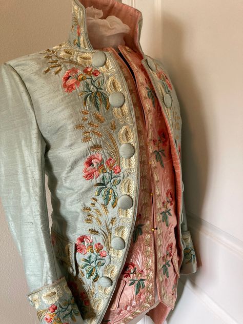 Men's 18th Century, Rococo, 1780s French Court Ensemble - Made To Order SIZES 34 to 56 18th Century French Fashion Men, Rococo Fashion 18th Century, Court Outfits, 18th Century French Fashion, 18th Century Mens Fashion, Historical Embroidery, Behind The Scenes Pictures, Court Outfit, Embroidered Waistcoat