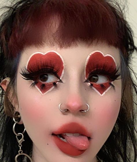 Cute Clown Makeup, Funky Makeup, Face Art Makeup, Graphic Makeup, Swag Makeup, Smink Inspiration, Red Makeup, Dope Makeup, Edgy Makeup