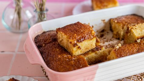 African Bites, Easy Bread Pudding Recipe, Easy Bread Pudding, Easy Pudding Recipes, Malva Pudding, African Dessert, Cold Weather Comfort Food, Baked Dessert, Easy Puddings