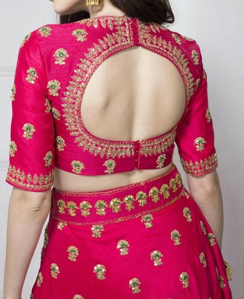 Lehanga Blouses Modern Design Back, Lehanga Blouses Modern Design Boat Neck, Badhni Saree Blouse Design, Broket Blouse Designs Latest, Lace On Blouse, Lehanga Blouses Modern Design, Chiffon Blouses Designs, Modern Blouse, Blouse Designs High Neck